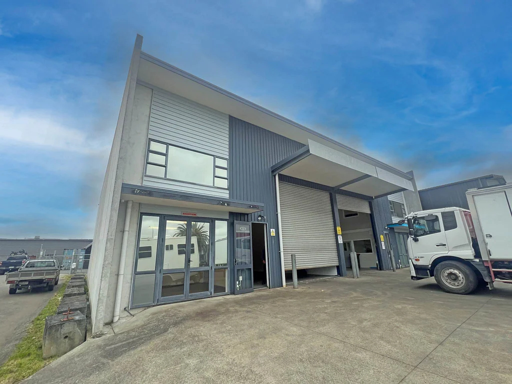 Pukekohe HIGH STUD WAREHOUSING WITH OFFICE