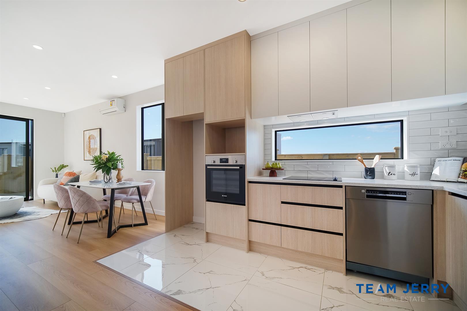 3 Tieke Lane, Massey, Auckland - Waitakere, 2 રૂમ, 1 બાથરૂમ, House