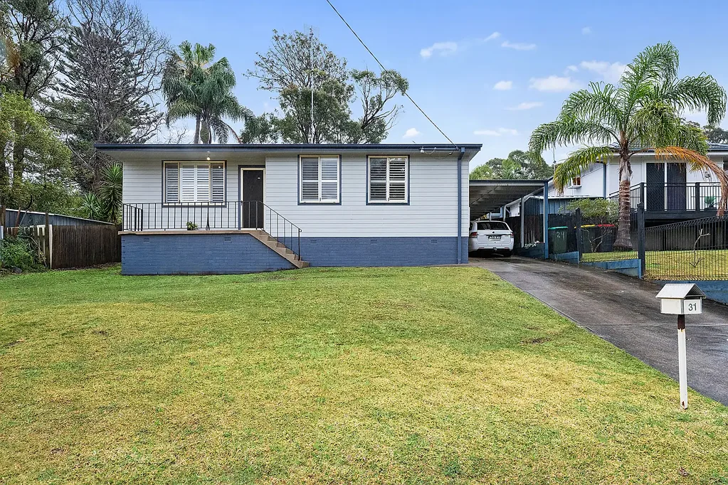 31 Carbeen Street, Gateshead, NSW 2290