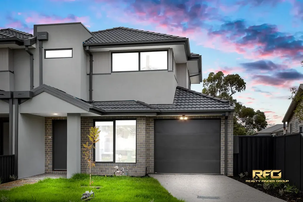 Braybrook 3ਬੈੱਡਰੂਮ Stunning Townhouse with Modern Elegance - Units 1, 2, 5 & 6 Available!