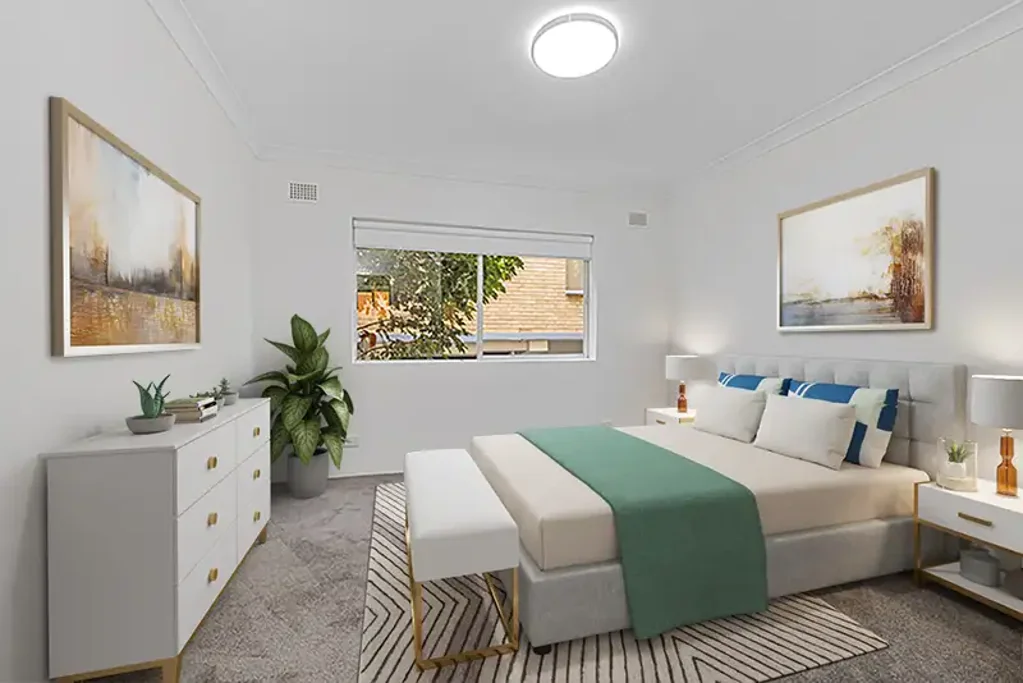 BRIGHT & SUNNY ONE BEDROOM APARTMENT WITH UNDERCOVER PARKING
