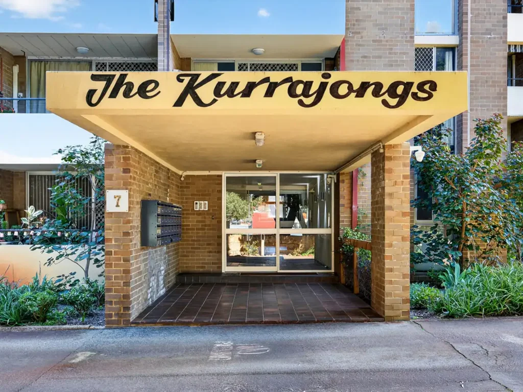 Mount Lawley 2 Bedroom Classy Apartment Living with Garage!