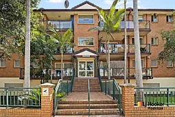 4/6 Myrtle Road, Bankstown
