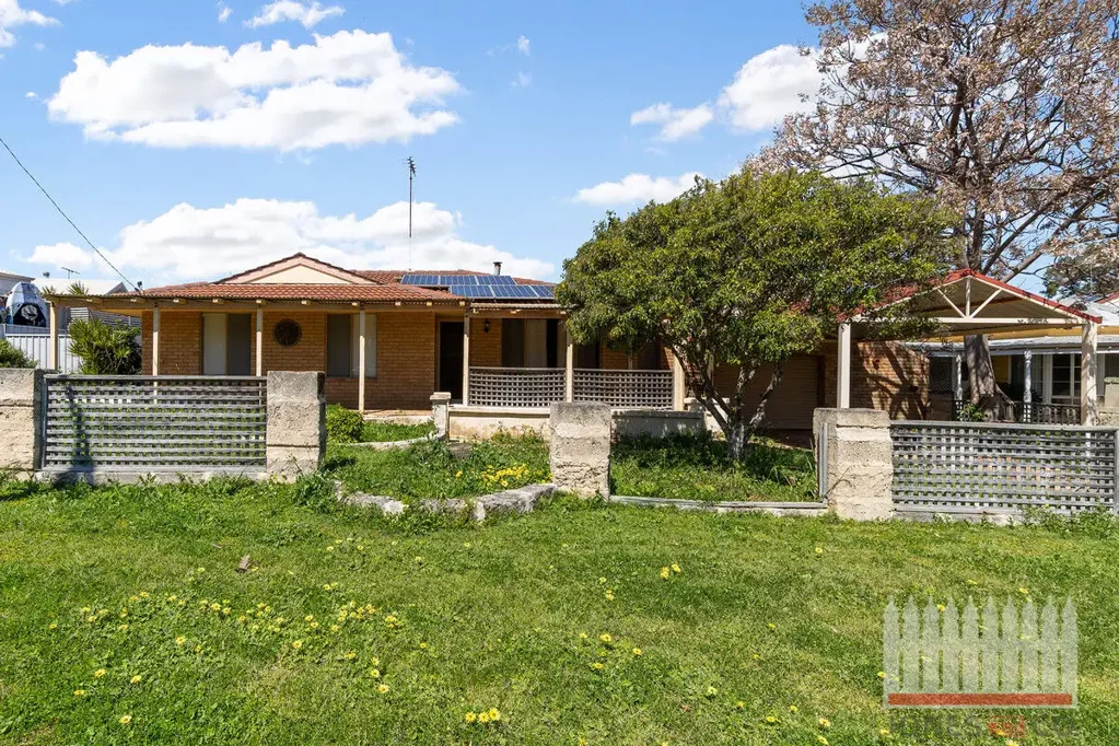 Coastal Living at 11 Galleon Place, Yanchep