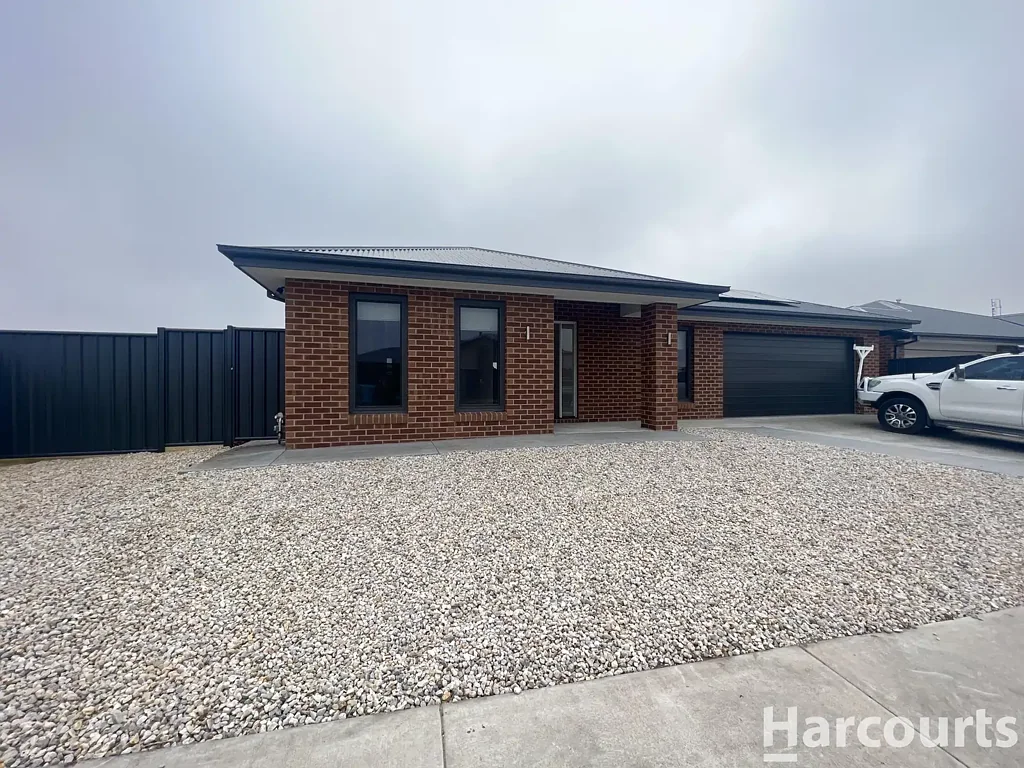 Four Bedroom in the West