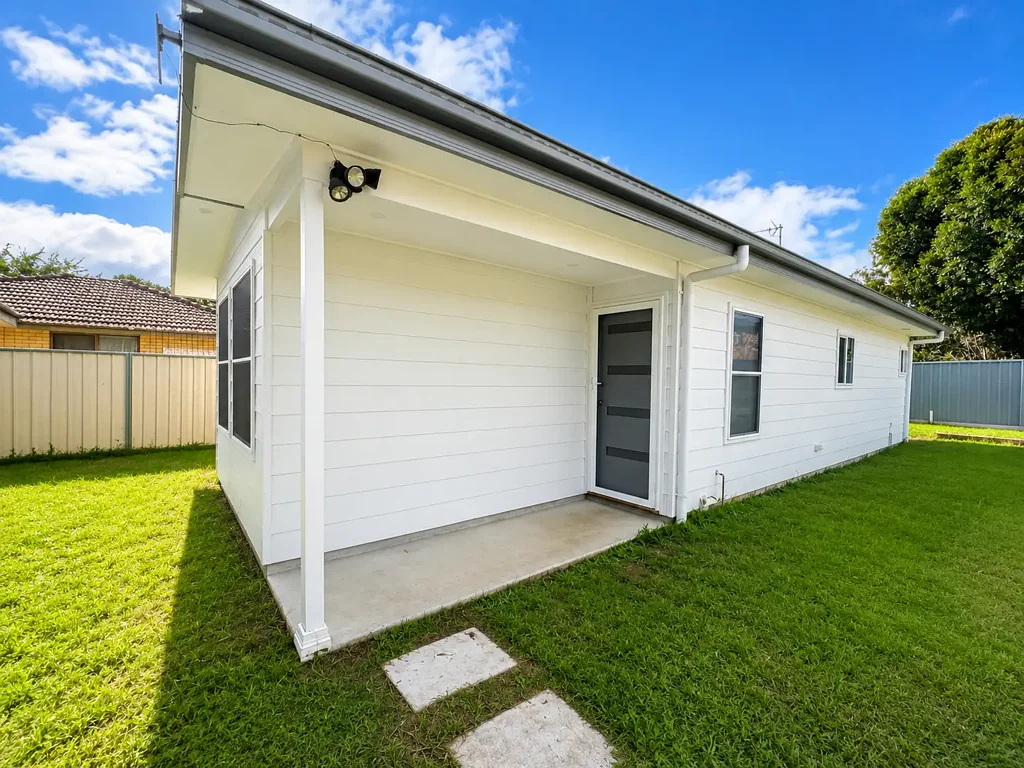 Modern & Low-Maintenance 2-Bedroom Home