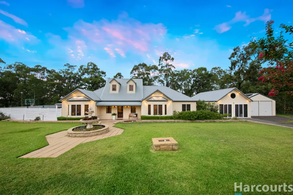 16 Kookaburra Close, Weston, NSW 2326