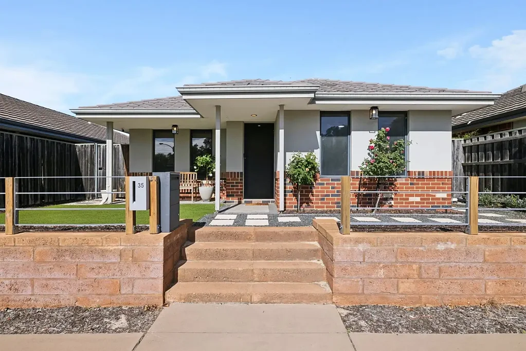 Ellenbrook 3 Bedroom Space, style, and simplicity