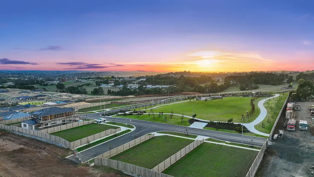 Warragul Park Front Opportunity with uninterrupted views!