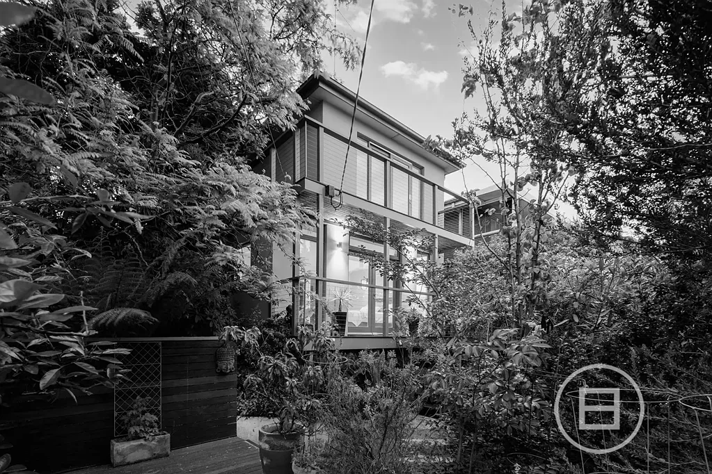 Pascoe Vale South 4कमरा Auction Saturday 21st November at 1pm