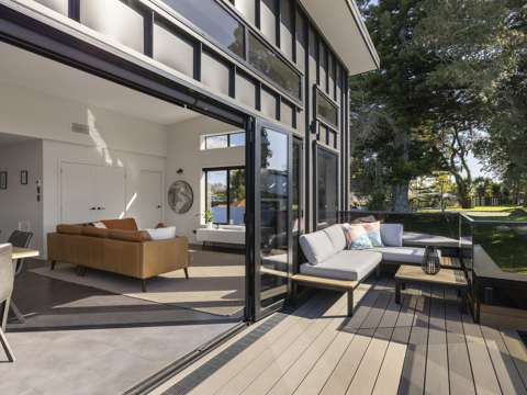 Avenues 3部屋 Sophisticated easycare lifestyle