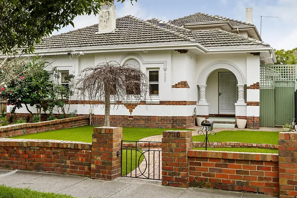Caulfield North 4Phòng ngủ A Family Friendly Fusion – Fabulously Positioned