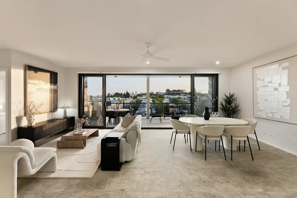 Lutwyche 3房 豪华生活，配备2个车位，位于充满活力的Lutwyche Luxury living with 2 car spaces in vibrant Lutwyche