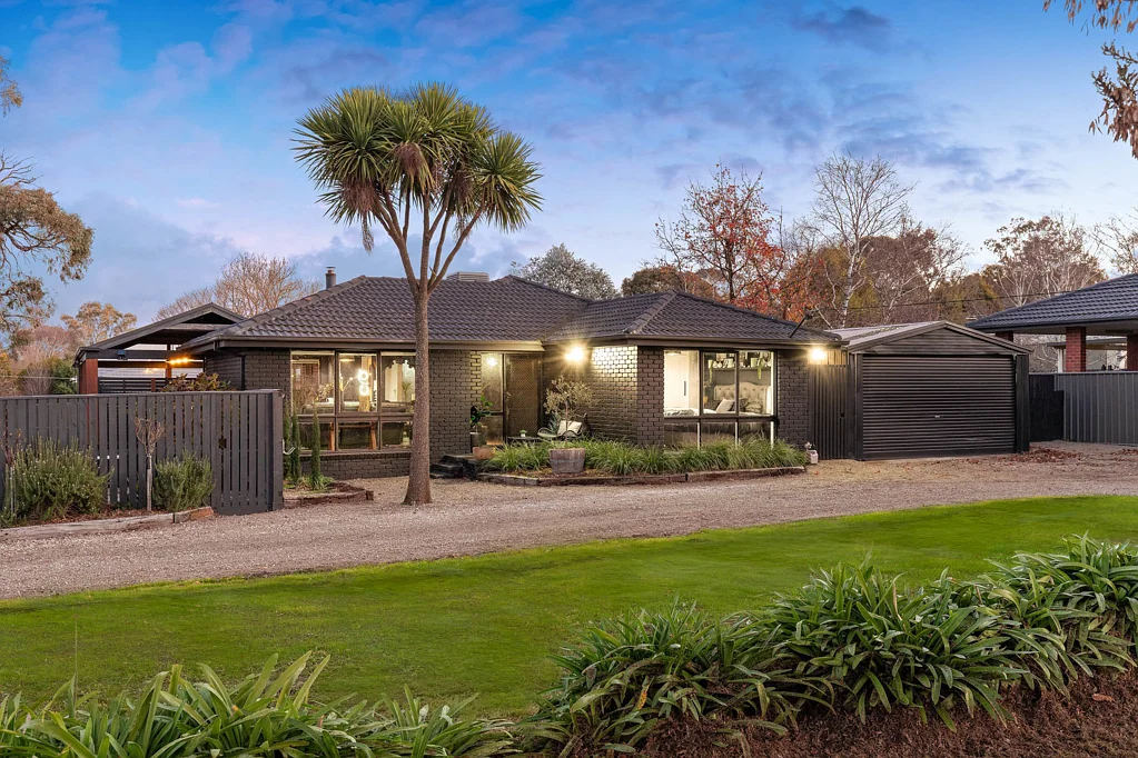 149 Barry Street, Romsey, VIC 3434