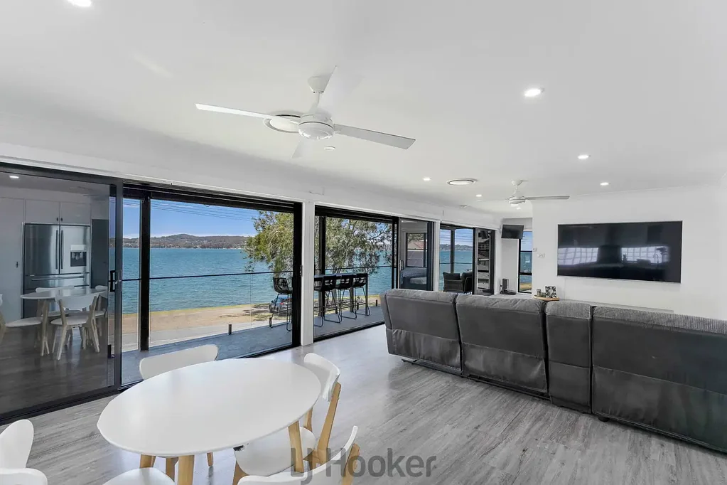 5 George Street, Marmong Point, NSW 2284