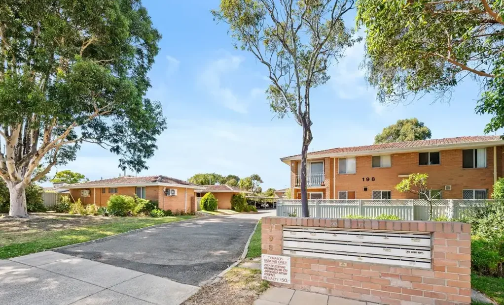 16/198 North Beach Drive, Tuart Hill, WA 6060