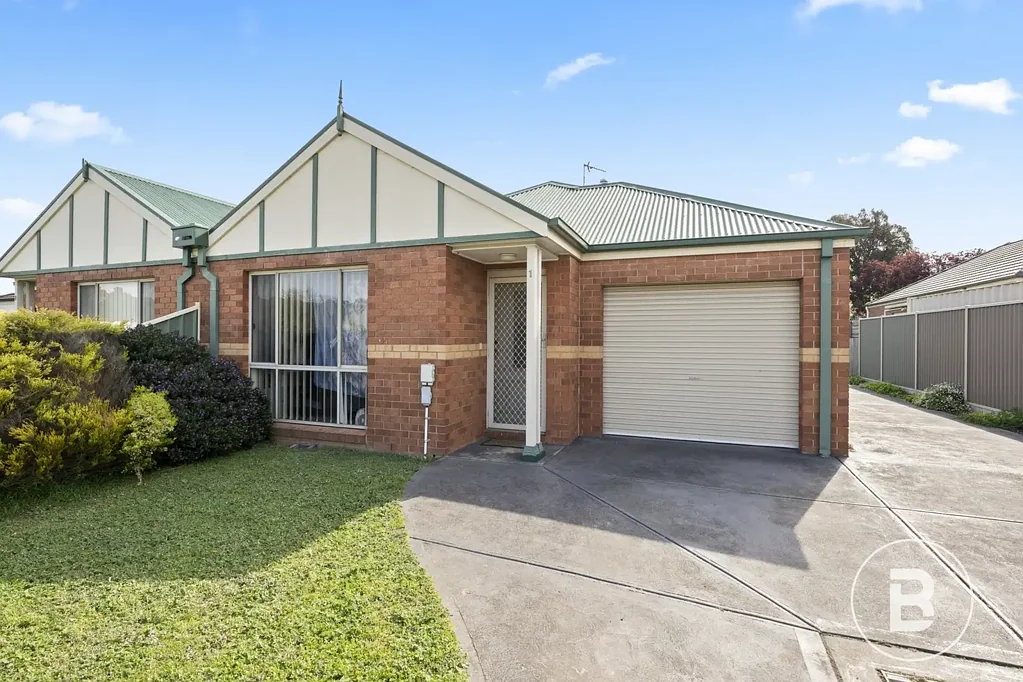 1/2 Kenny Street, Ballarat East, VIC 3350