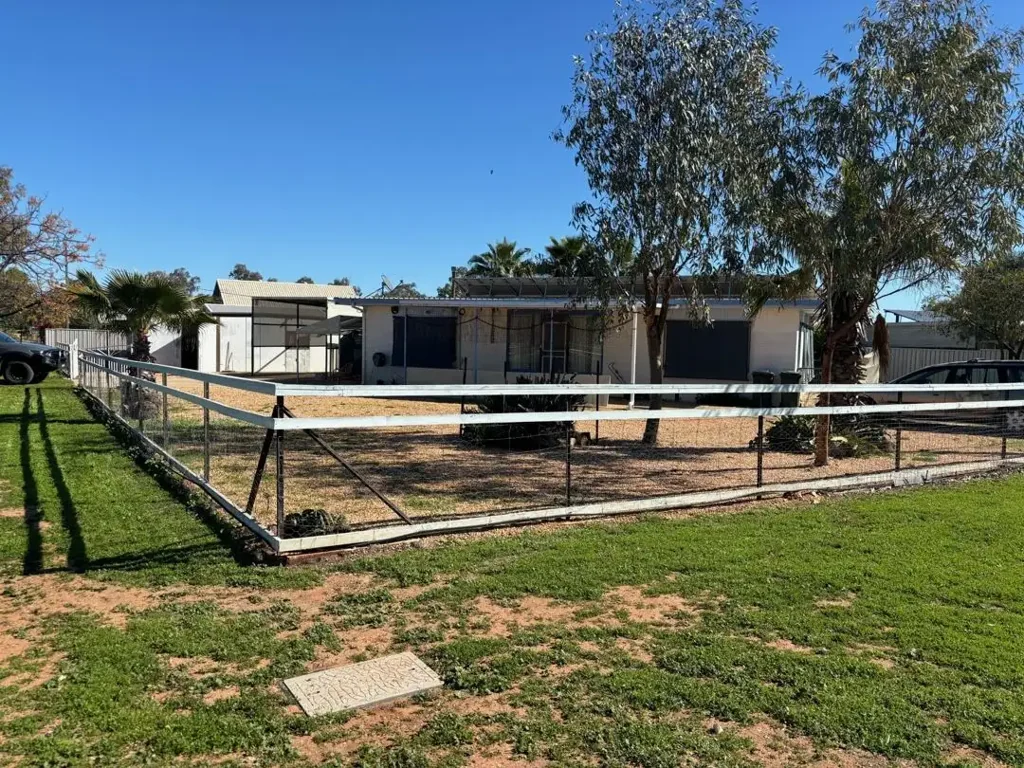 Lightning Ridge 3બેડરૂમ 8 Gem, Street Lightning Ridge