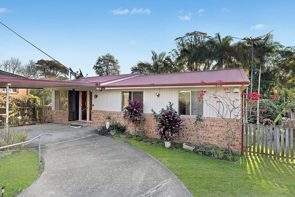49 Elizabeth Street, Wyoming, NSW 2250