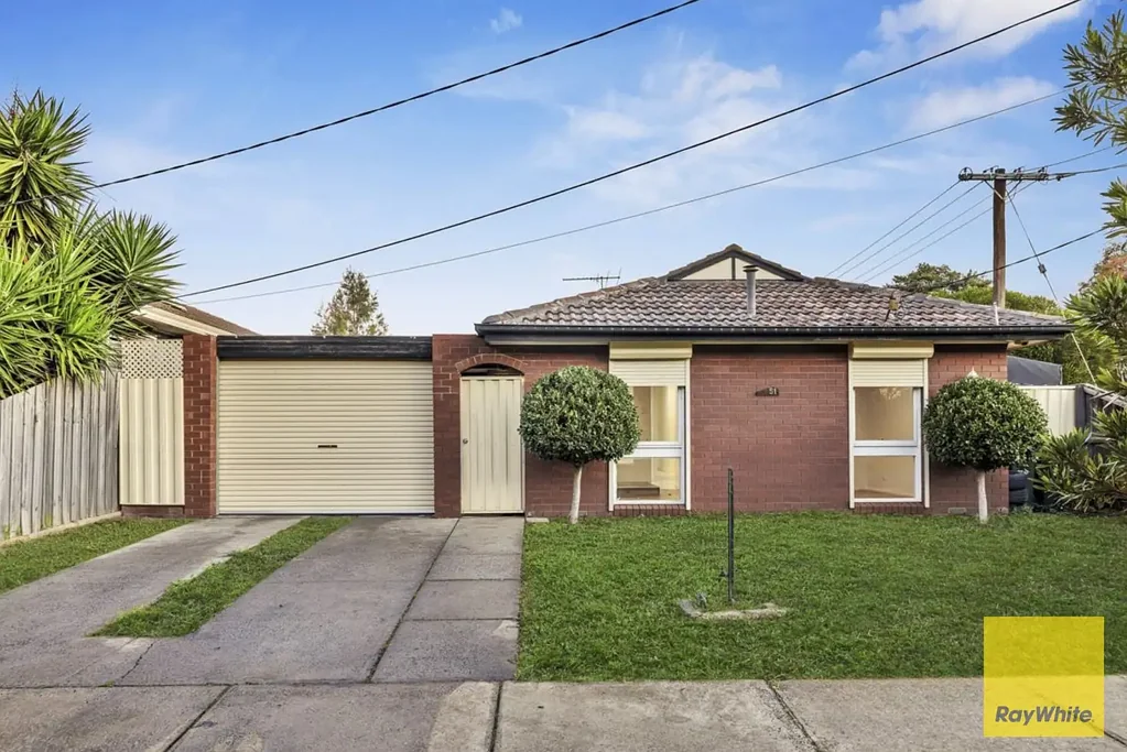 Altona Meadows 3Kwarto Highly sought-after on Hall Avenue!