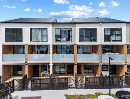 7/25 Griffen park Road, Mount Roskill, Auckland City, Auckland, 3 Bedrooms, 2 Bathrooms, House