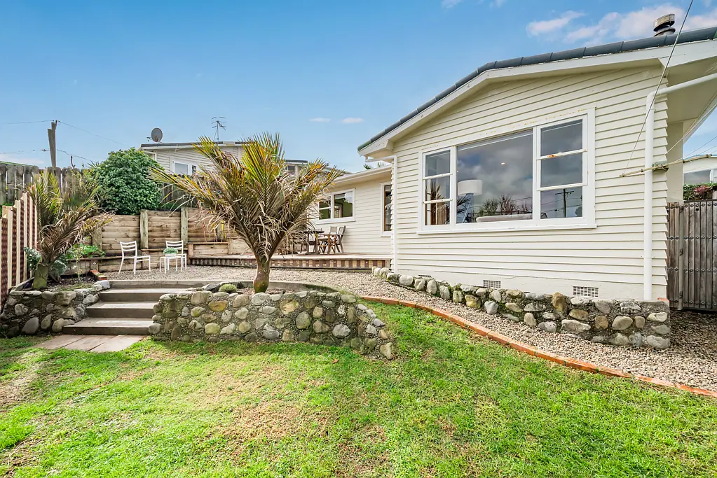 1a Whareroa Road, Raumati South, Kapiti Coast, Wellington