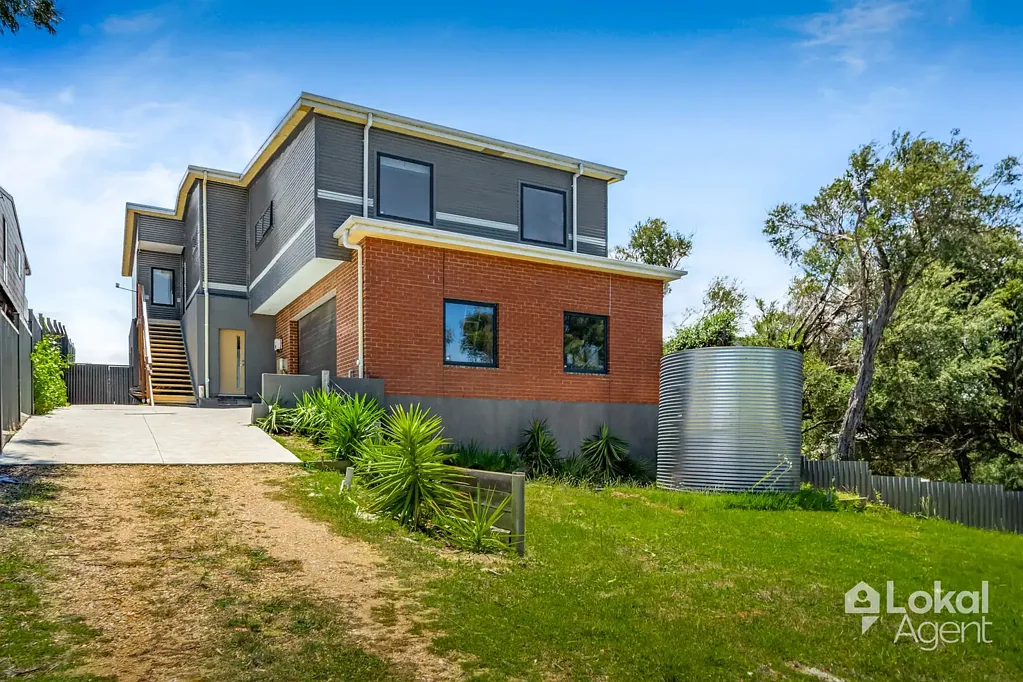Loch Sport 5房  Lakeview Residence: Flexibility & Coastal Lifestyle.