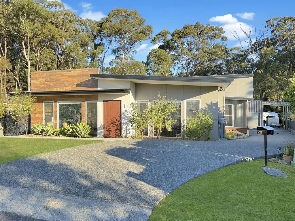 Elermore Vale 4ਬੈੱਡਰੂਮ Sustainable Luxury in a Private Sanctuary