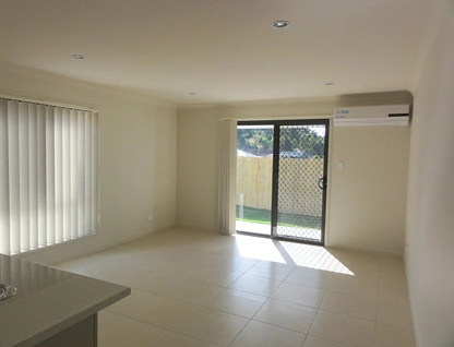 1/45 Filbert Street, Upper Coomera, Gold Coast, 3 Kuwarto, 2 Banyo, Townhouse