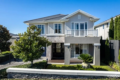Chisholm 4房  Luxury Metricon Display Home | Guaranteed Leaseback Income of Approx. $108,800 Per Year
