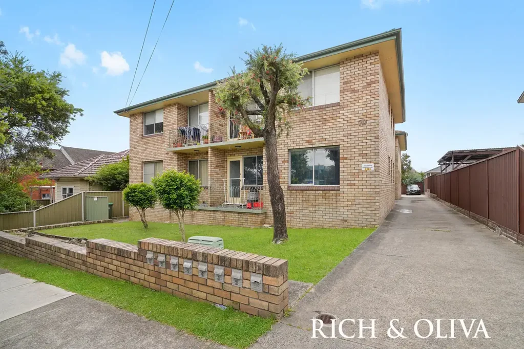 Quiet Setting and convenient location