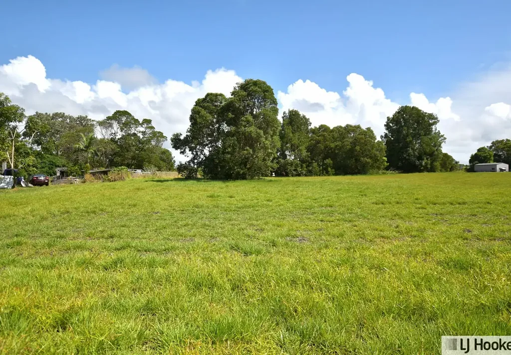 Tully Heads  Endless Potential – 8430m² (Approx) Flat Block in Peaceful Tully Head