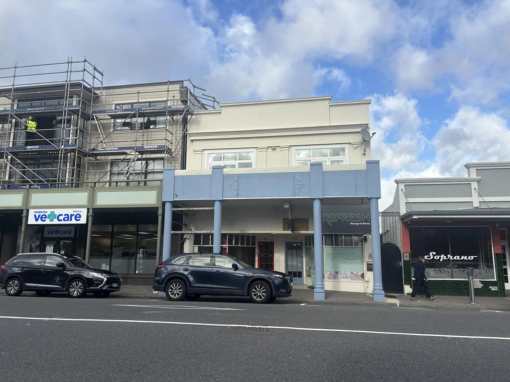 Petone Cutesy and affordable on Jackson Street