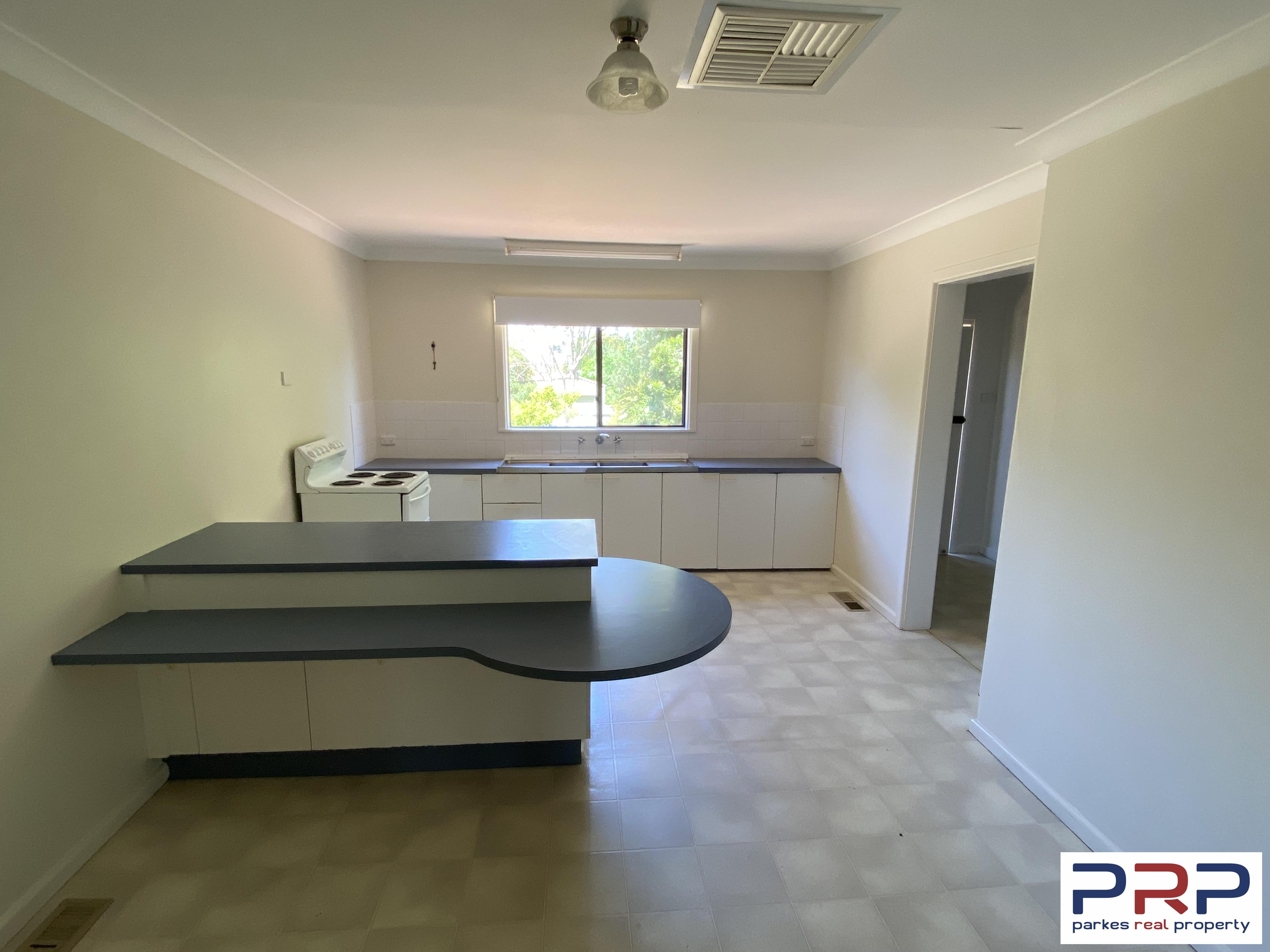 33 ORANGE ST, PARKES NSW 2870, 0 Schlafzimmer, 0 Badezimmer, House