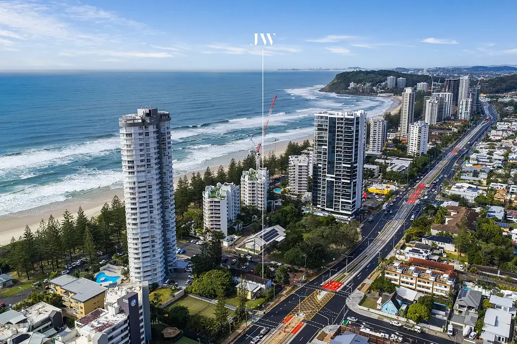 Fully Furnished Coastal Living - Walk to the Beach!