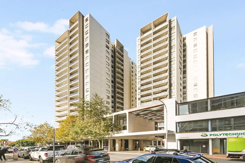 Parramatta 2 Slaapkamer Two-Bedroom Apartment with Stunning City & Water Views