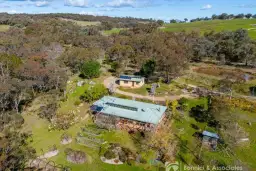 160 Sheep Station Creek Road, Beechworth