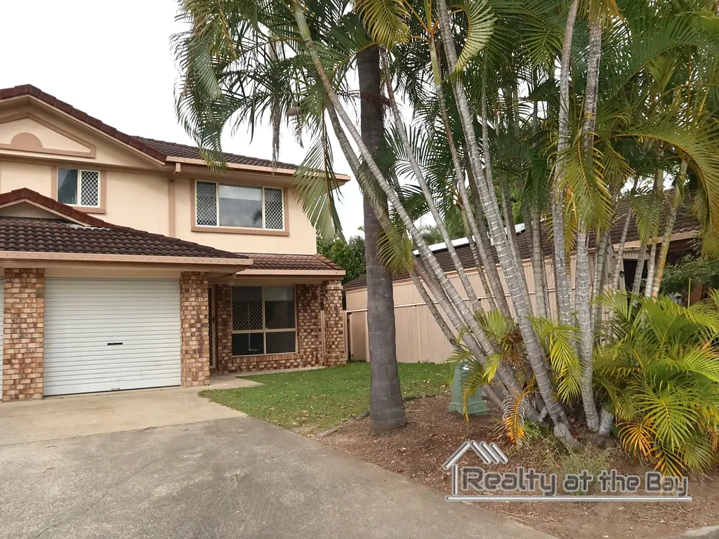 Central Labrador Townhouse in secure gated complex