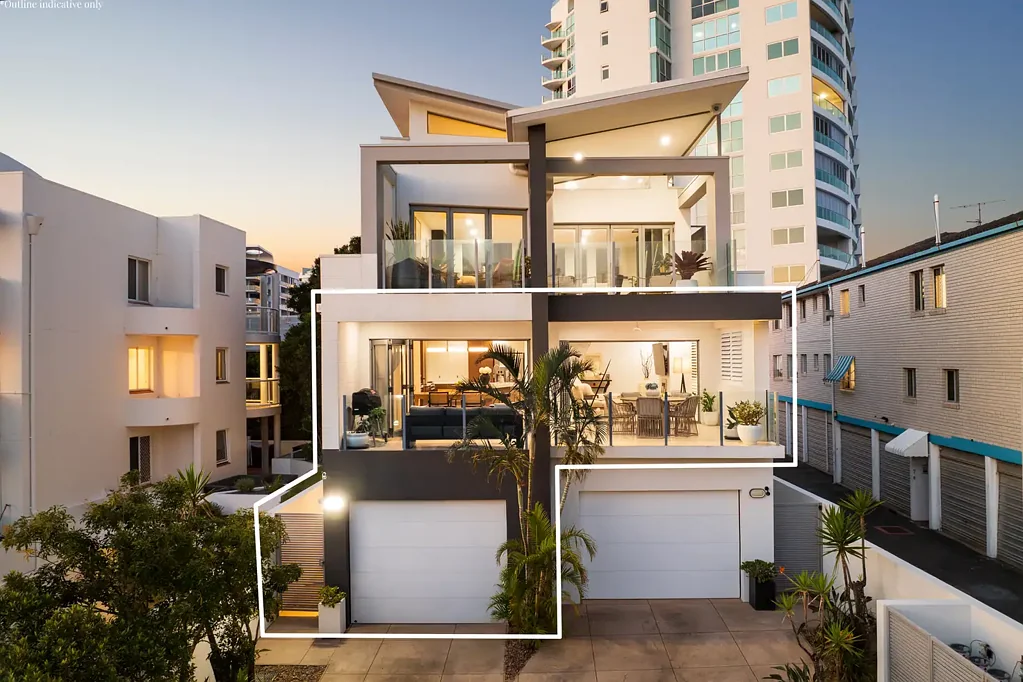 1/5 Whiting Street, Labrador, QLD 4215
