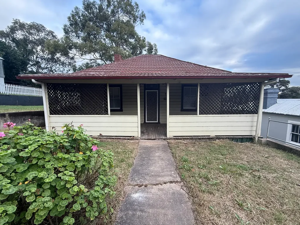 Charming 3-Bedroom Cottage