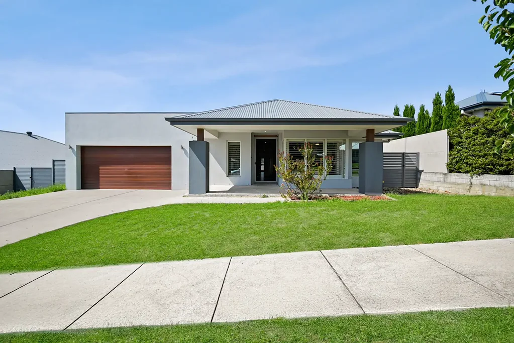 17 Judge Road, North Rothbury, NSW 2335