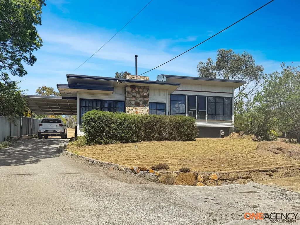 53 Culey Avenue, Cooma, NSW 2630