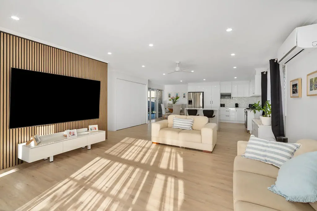 Beenleigh 3ਬੈੱਡਰੂਮ Beautifully Renovated Family Home with a Versatile Self-Contained Retreat