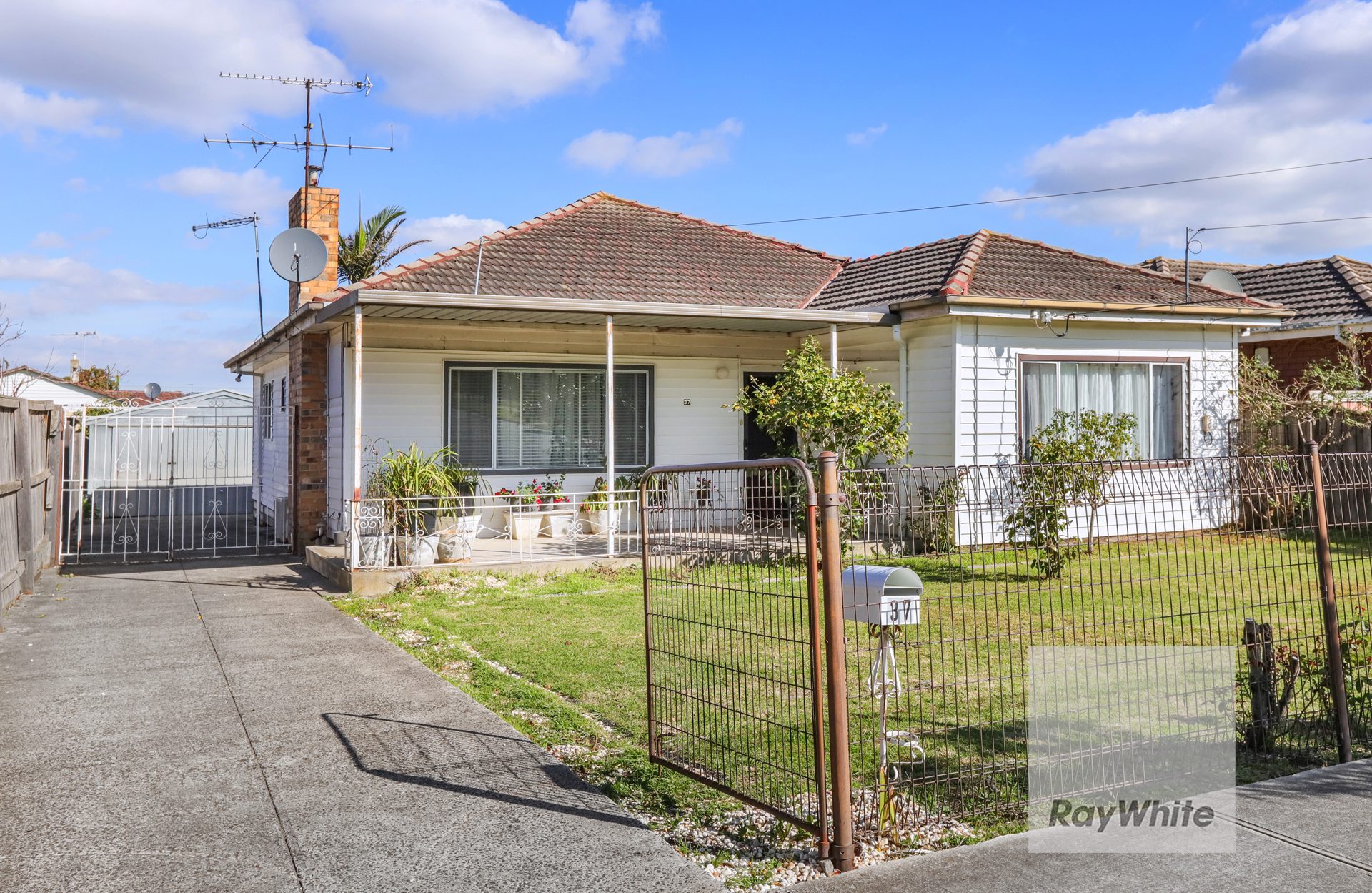 37 CUTHBERT ST, BROADMEADOWS VIC 3047, 0 غرف, 0 حمامات, House