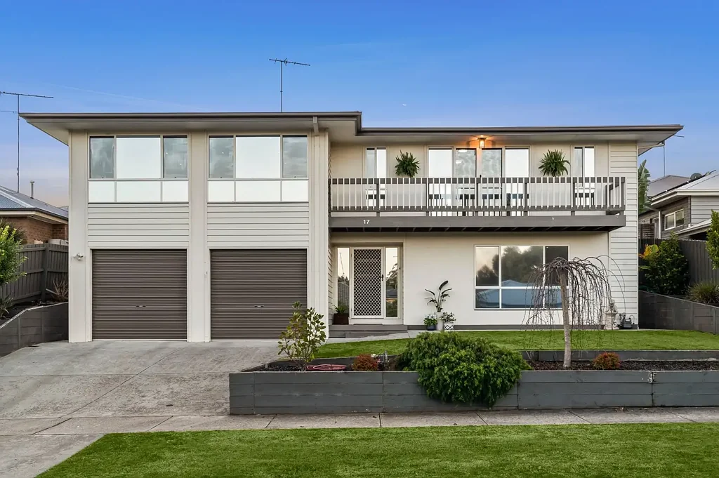 17 The Glen, Drysdale, VIC 3222