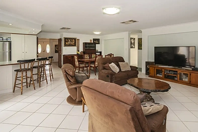 12 Pebble Drive, Geographe, WA 6280, 4房, 2浴, House