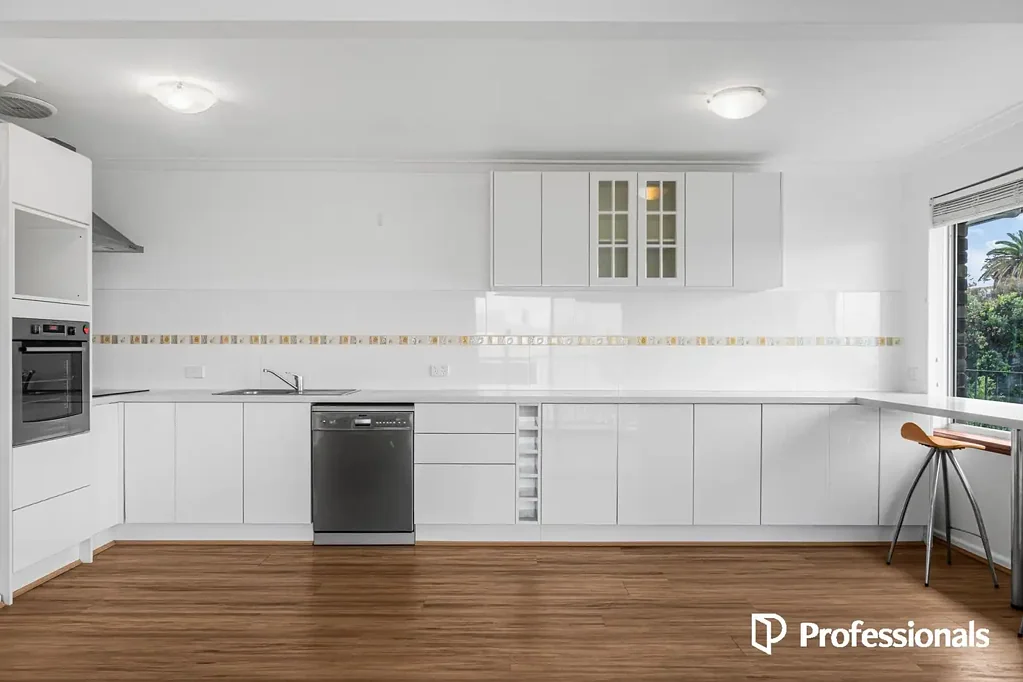 Coastal Living at Its Finest - 14/12 Sorrento Street, North Beach