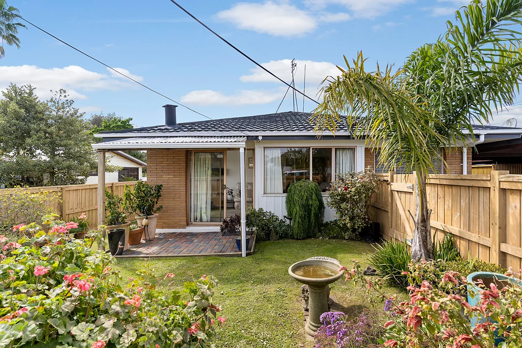 1/151 Verbena Road, Birkdale, North Shore City, Auckland