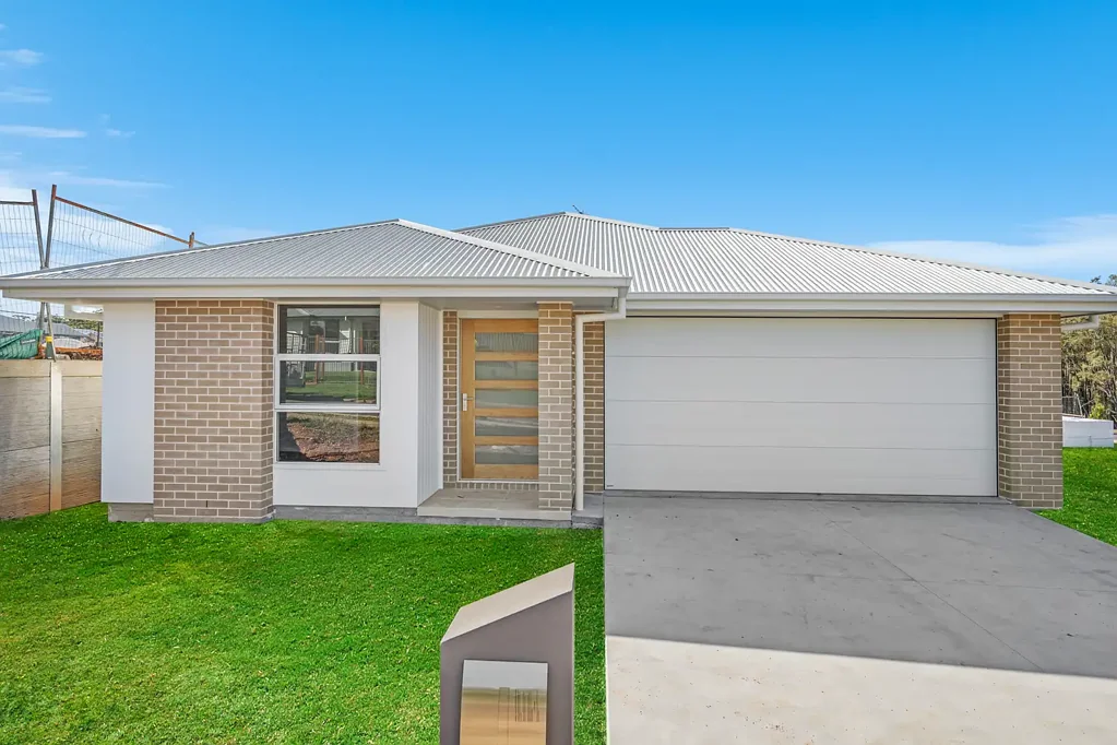 Thrumster 4房  Stunning Hotondo Home Ready To Move Into in "The Sanctuary"