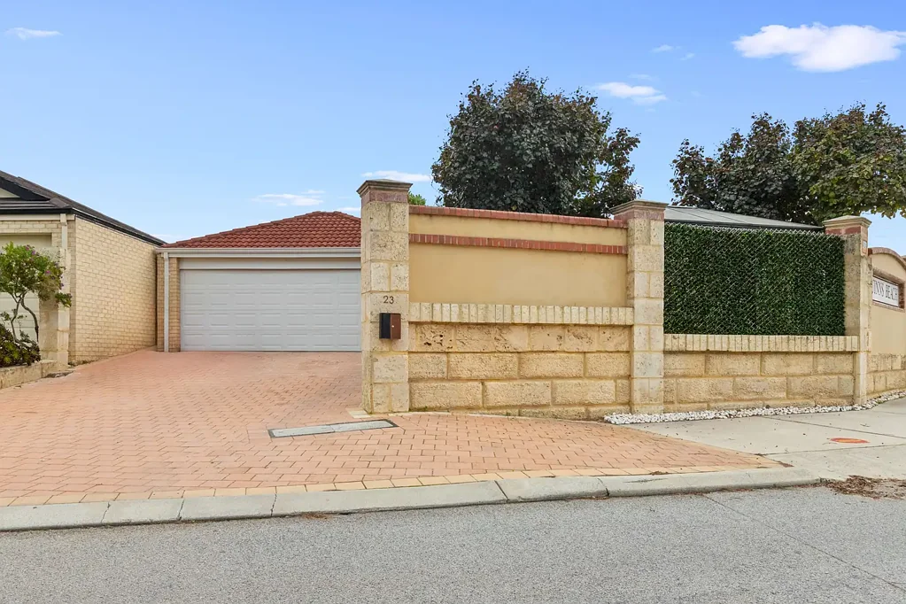 Quinns Rocks 4Kwarto First opportunity to view Saturday 13th June @ 12.00pm